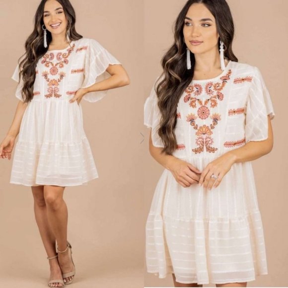 Ranna Gill Dresses & Skirts - ❤️SOLD❤️Ranna Gill Lecce Embroidered Tunic Dress